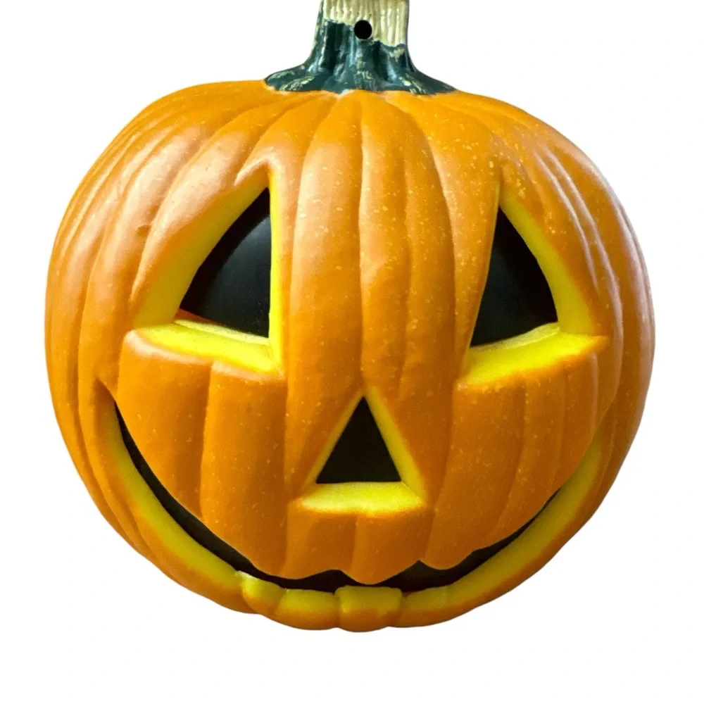 Halloween Talking Pumpkin Motion‎ Sensored Eyes Open & Mouth Moves Creepy Decor